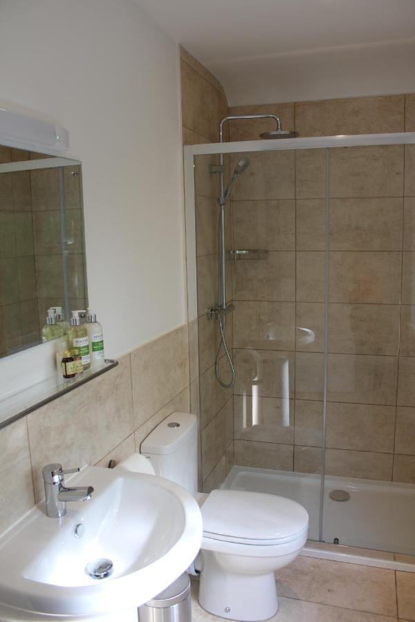 Hotel Monkey Brewhouse Lymington Esterno foto