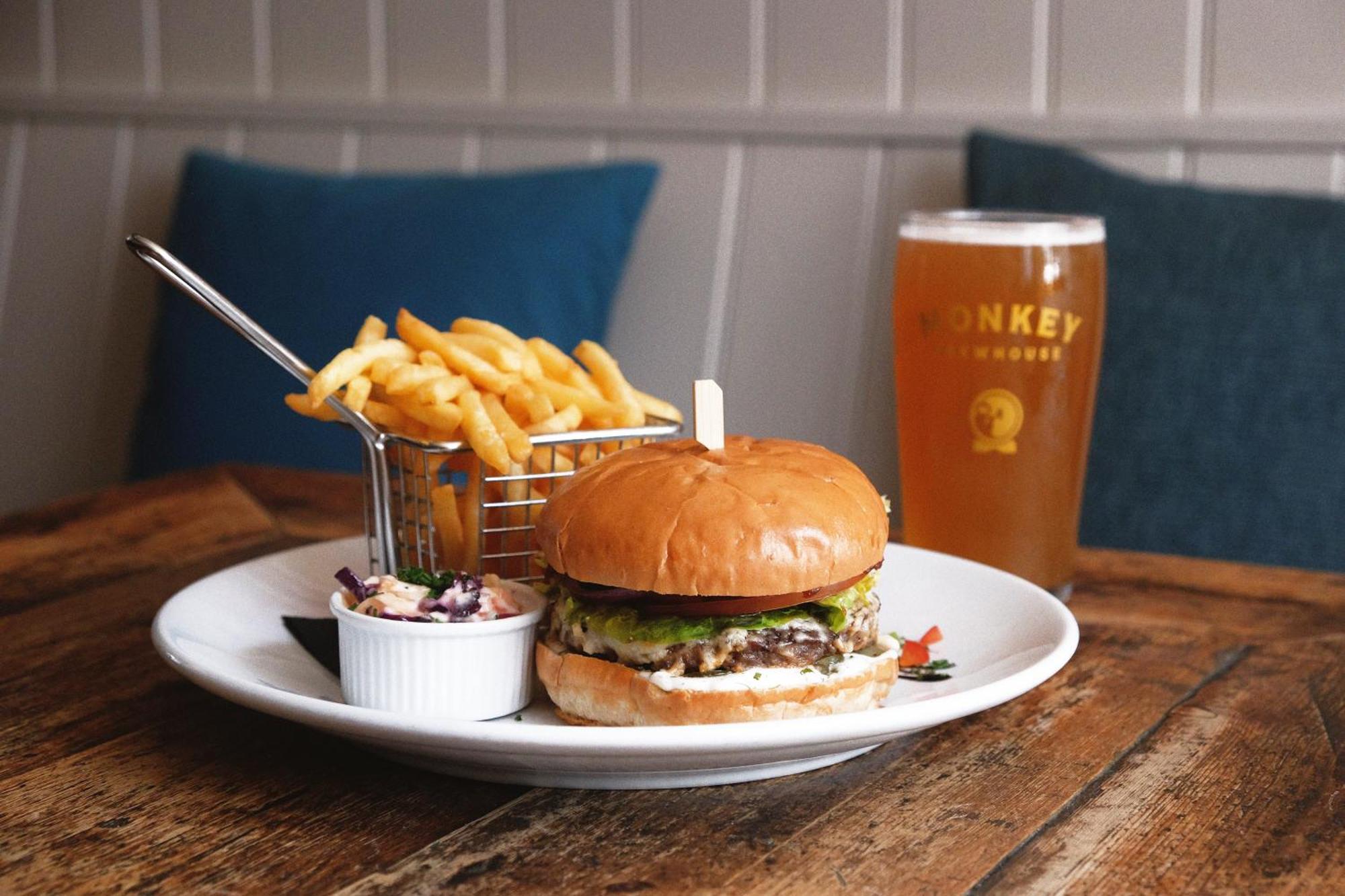 Hotel Monkey Brewhouse Lymington Esterno foto