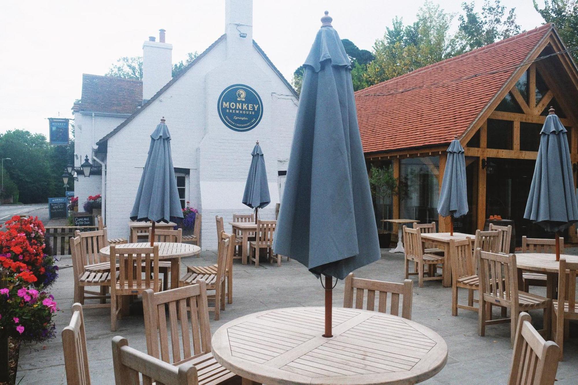 Hotel Monkey Brewhouse Lymington Esterno foto