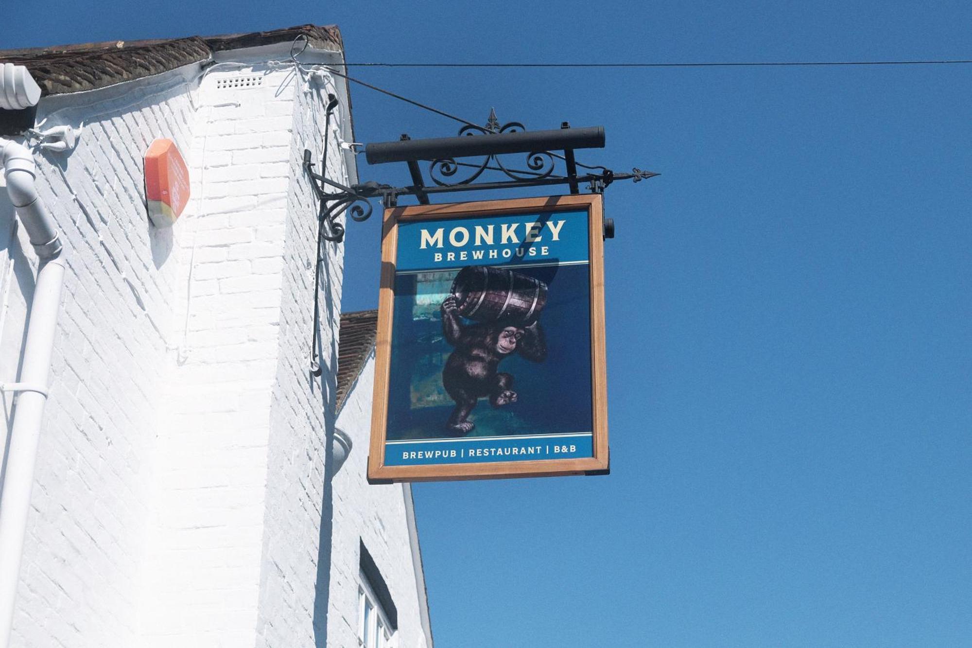 Hotel Monkey Brewhouse Lymington Esterno foto