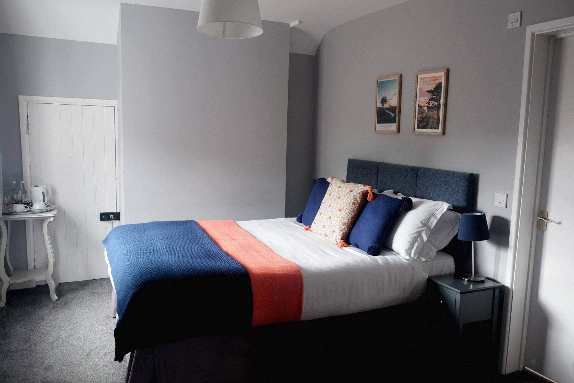 Hotel Monkey Brewhouse Lymington Esterno foto