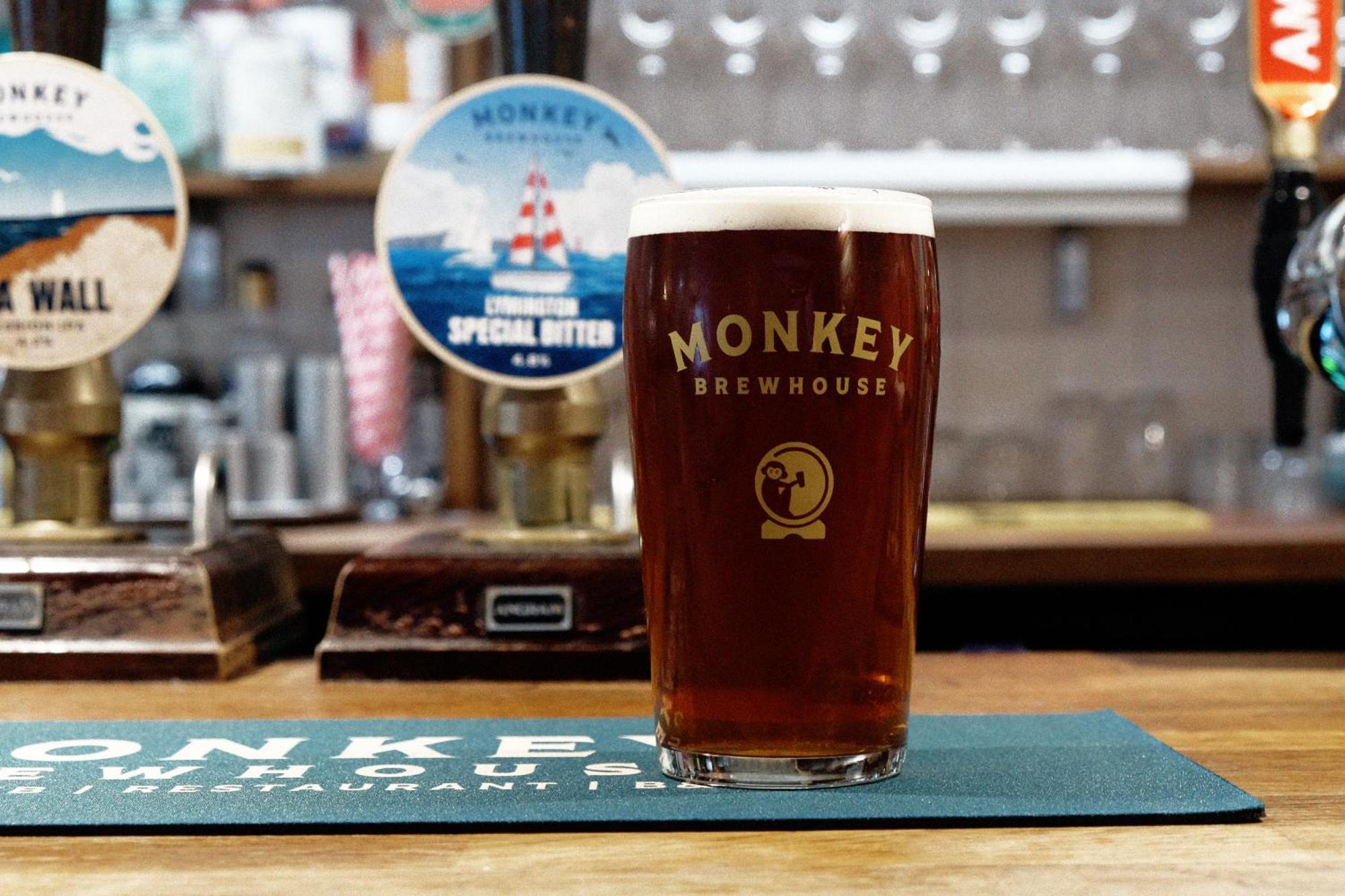 Hotel Monkey Brewhouse Lymington Esterno foto
