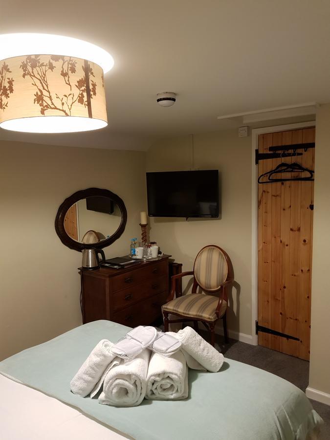 Hotel Monkey Brewhouse Lymington Esterno foto