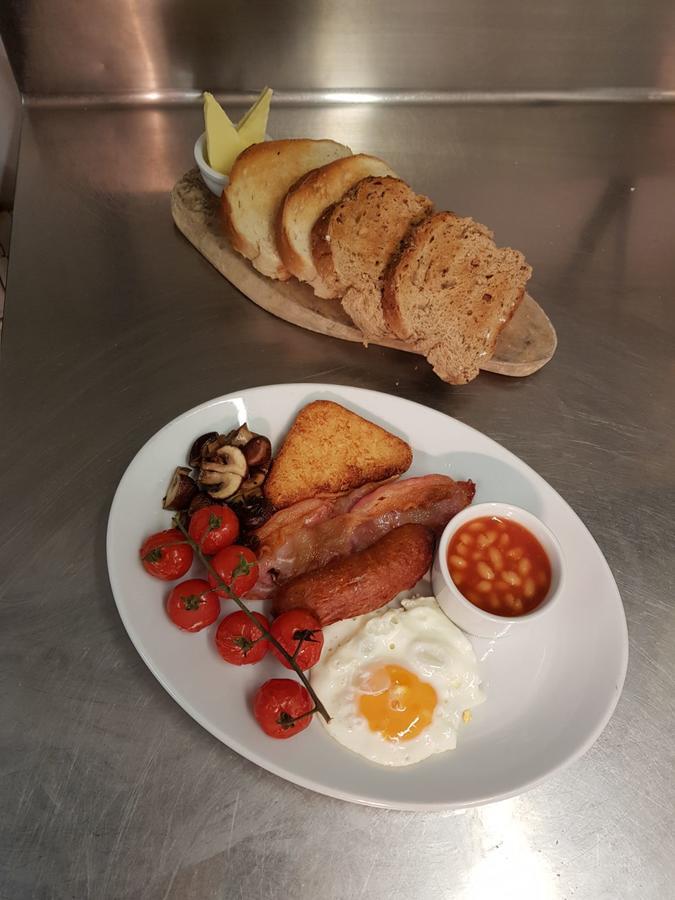 Hotel Monkey Brewhouse Lymington Esterno foto
